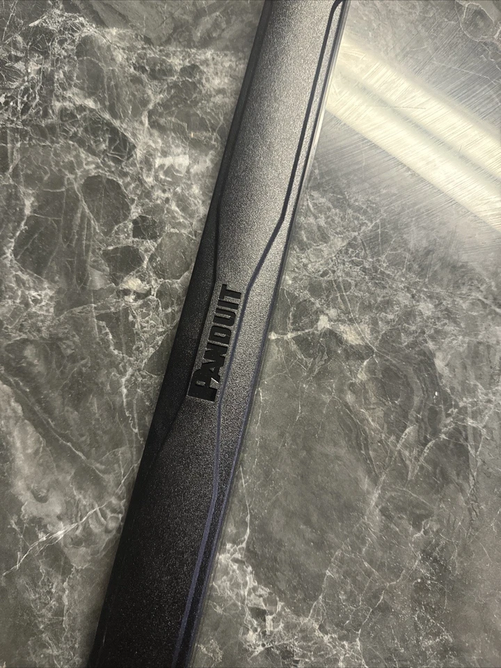 Panduit 1RU Blanking Rack Filler Panel Tool-Less TLBP1S-V For Network Cabinet - Image 4 of 4