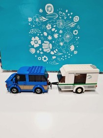 Lego City #60117 Van & Caravan 2016 - 100% Complete with Instructions