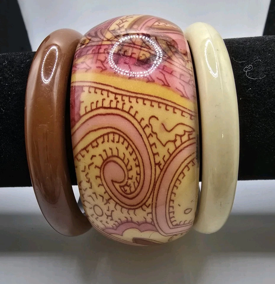 Brazalete Vintage Grueso Diseño Cachemira LUCITE y Acrílico Marrón y Crema  Foto 2 de 4