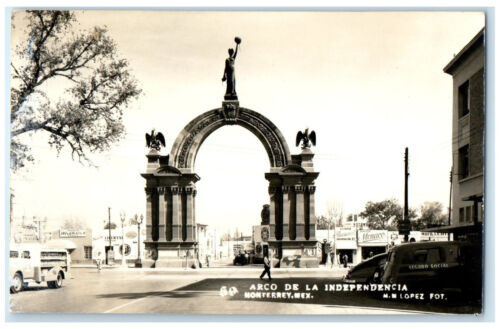 c1940's Arco De La Independencia Monterrey Nuevo Leon Mexico RPPC Photo Postcard - 第 1/2 張圖片