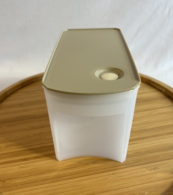 Tupperware Shelf Smart Modular Container #2 - 6 Cup 1.4 Liter Hazelnut 5195A-1