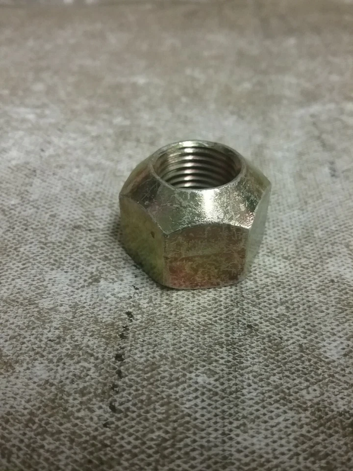 Tuerca de rueda Mopar 6035810 Foto 2 de 3