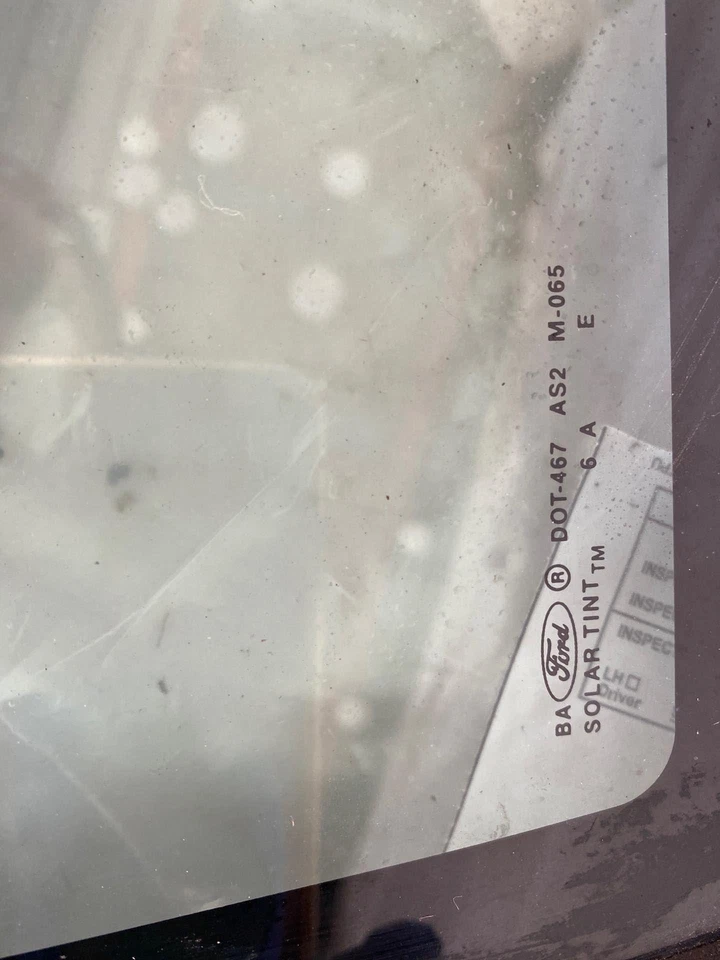 1997 FORD AEROSTAR Front Vent Glass Window Right RH OEM J - Image 3 of 4