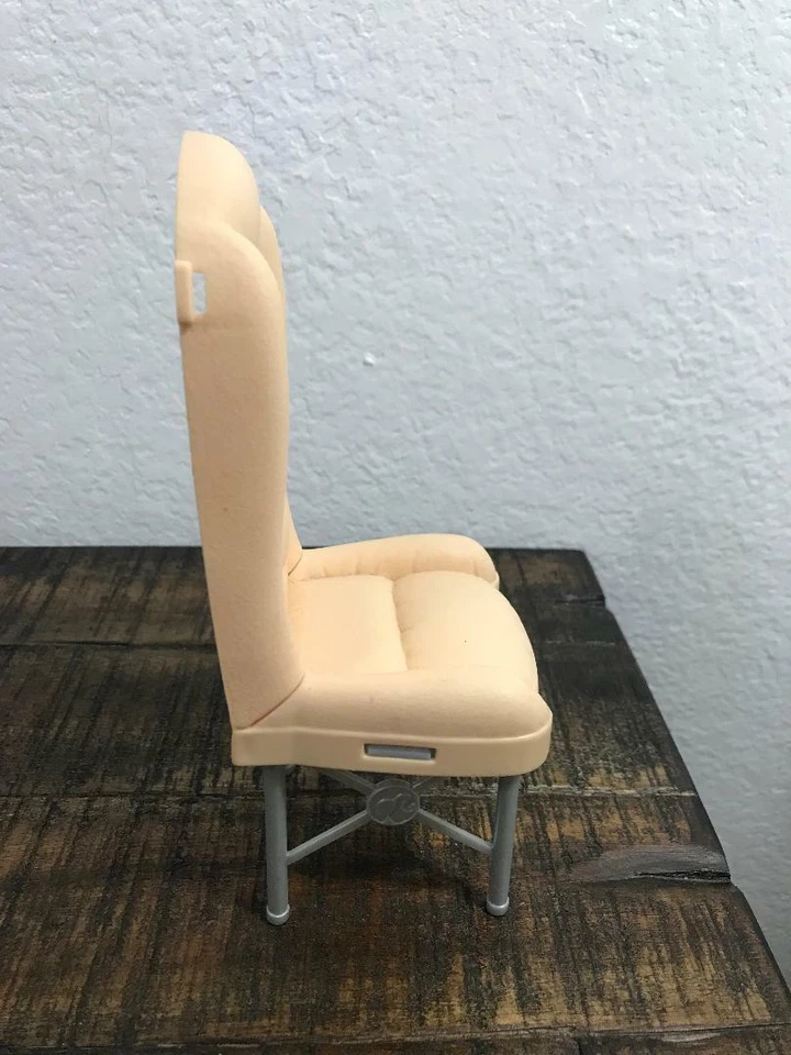 Barbie Glamour Casa de Muñecas Crema VAN CAR Respaldo Alto Silla Repuesto 2008 Foto 4 de 4