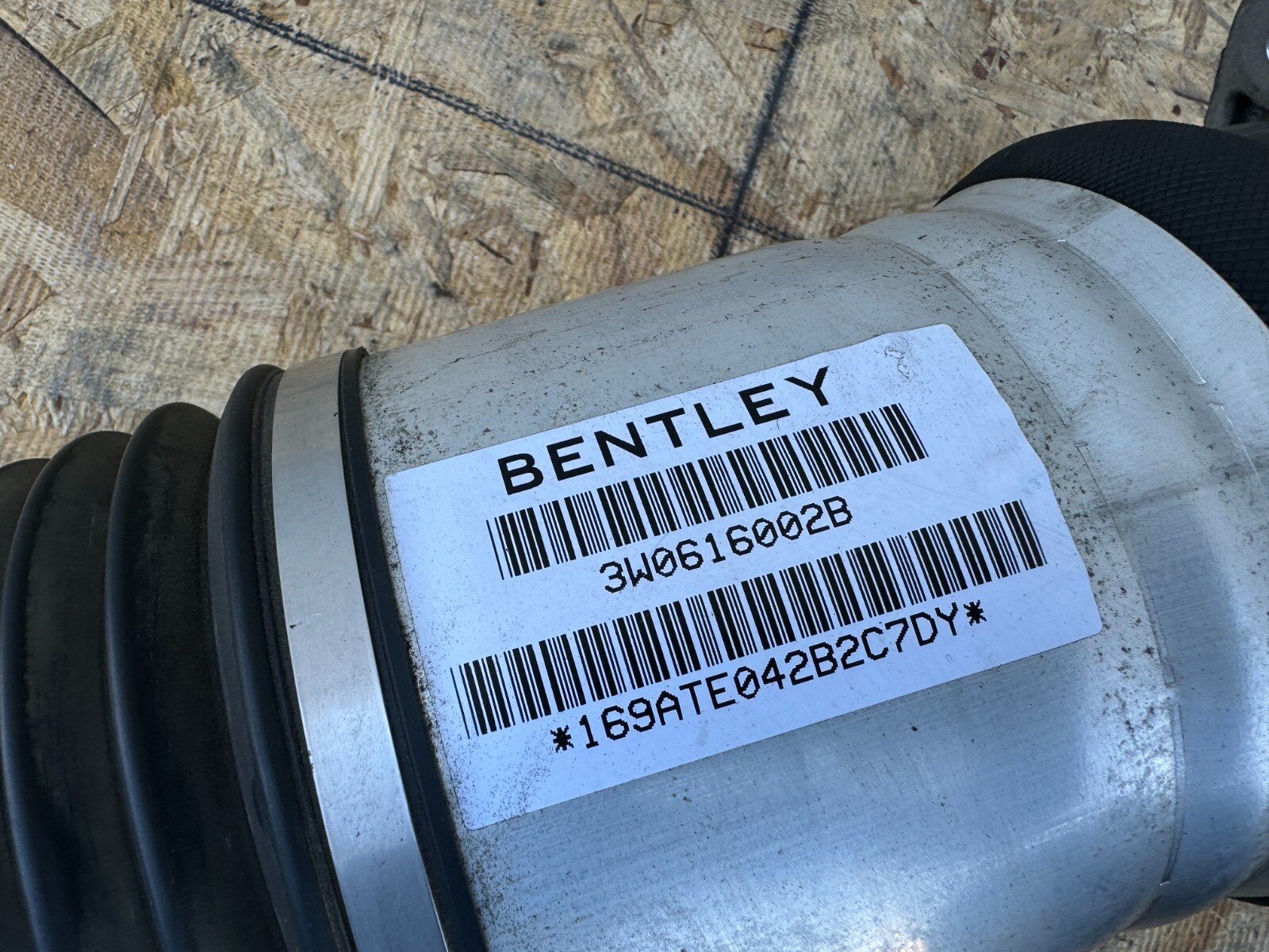 Bentley Flying Spur 2004-2012 RIGHT Air suspension strut