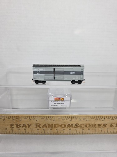 MTL Escala N Union Pacific 40' Boxcar UP 9213 Micro Trenes 23270 LN/caja incorrecta | Zustand: Used