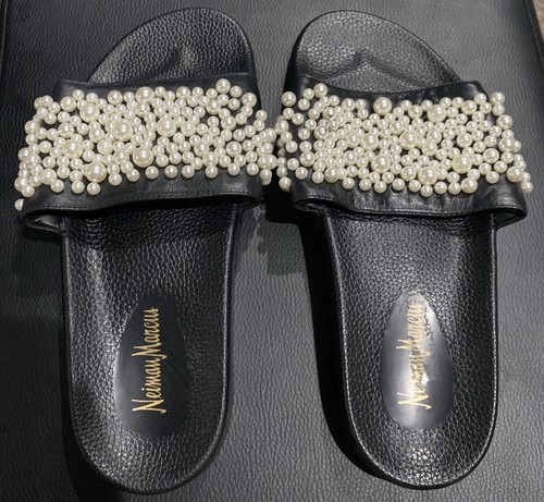 New Neiman Marcus Faux Pearl Accents Black Leather Dabbed Sandals Size 8M