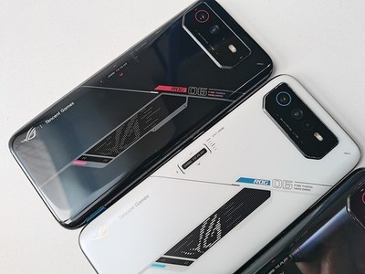 ASUS ROG Phone 6 - 128GB/256GB/512GB - (Unlocked) 5G Gaming phone
