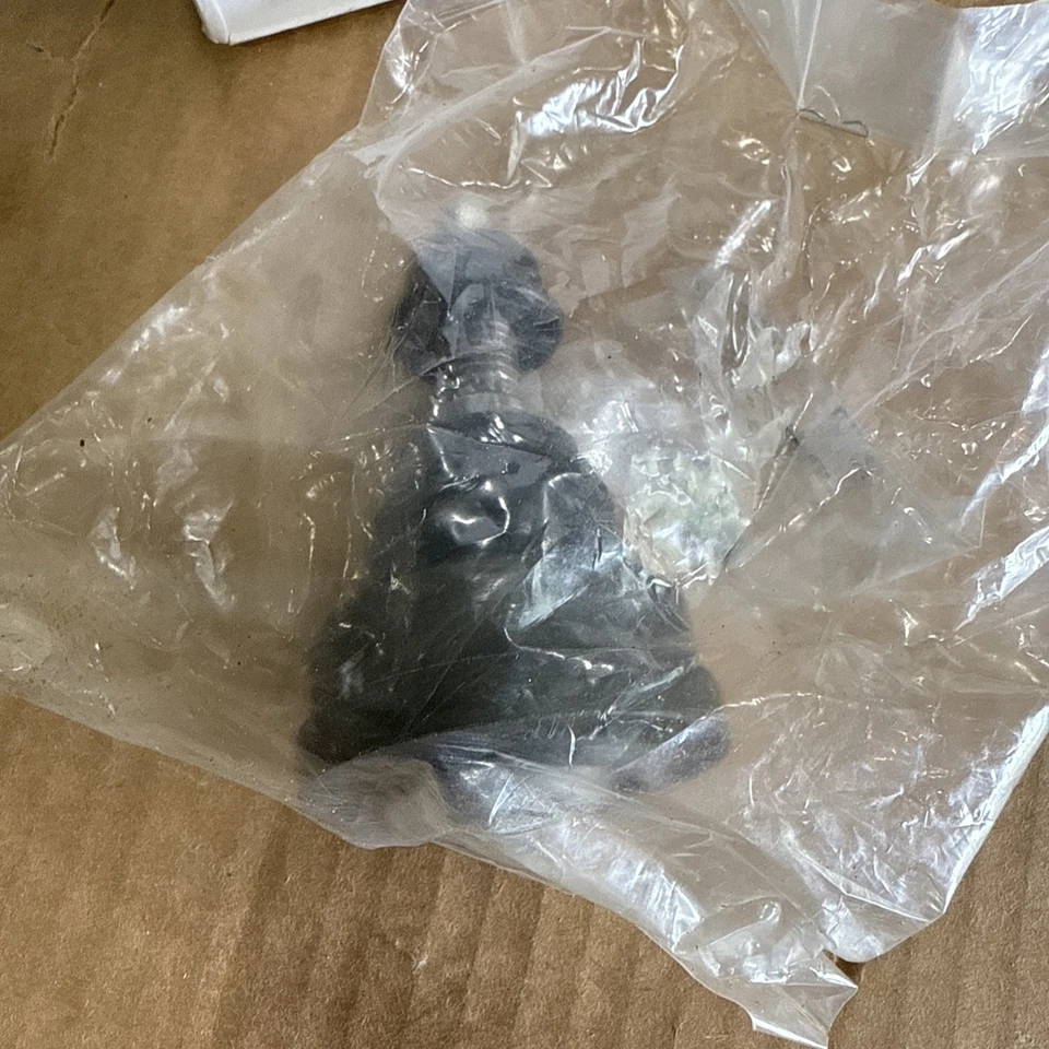 Junta de rótula de suspensión trasera superior ACDelco 46D0135A para Jeep Grand Cherokee 1999 Foto 2 de 4