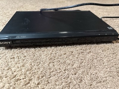 Sony DVD Player Model DVP-SR200P With Control & Cable