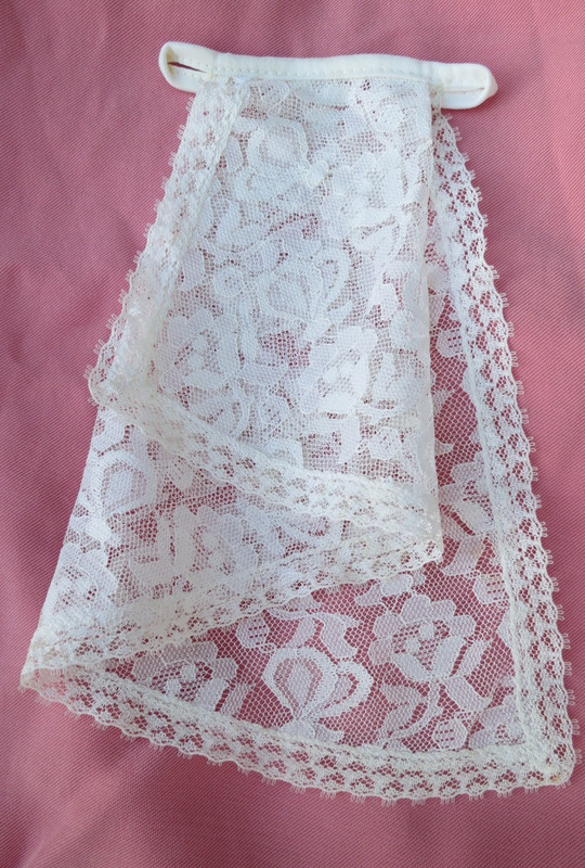 Vintage Soviet Era White Lace Jabot Neck Ruff Ruffle Detailing Accessory