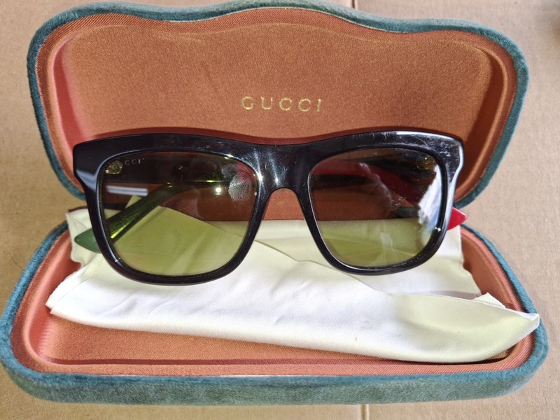 Gucci Luxury Sunglasses Black Frame Green Tinted Lens Designer
