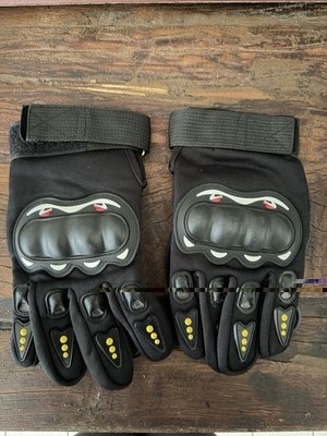 Skate Board Gloves With Slider Brand New Never Used