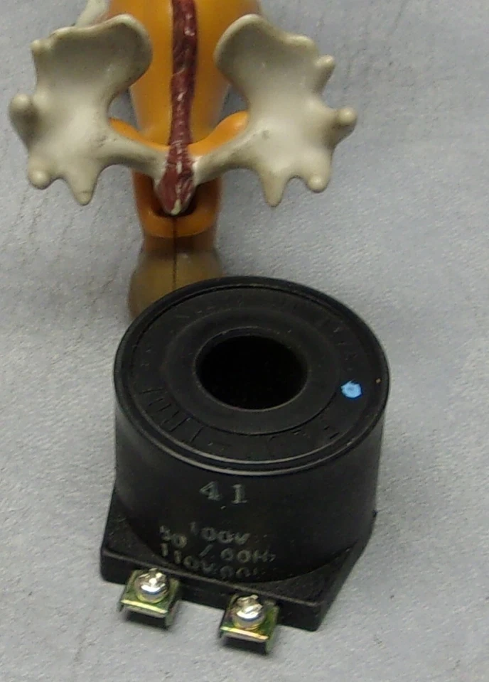 Vickers 668480 Coil 110 VAC - Image 3 of 4