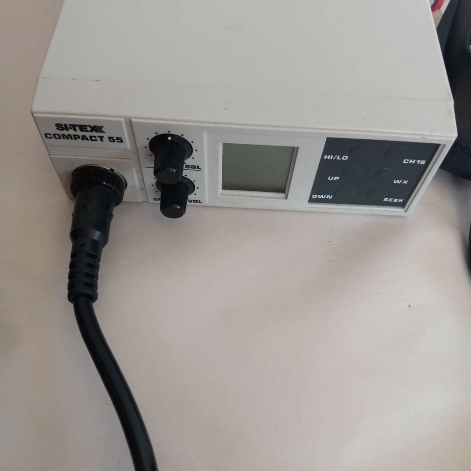 Radio Barco SI-TEX Compact 55 para piezas o no funciona sin probar Foto 3 de 4