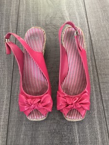 hot pink wedges sandals