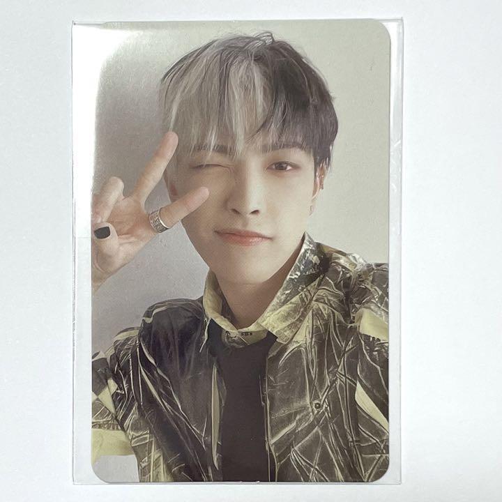 ATEEZ - ATEEZ MOVEMENT wonderwall 当選 トレカ ウヨン 2 ATEEZ THE WORLD EP.1 MOVEMENT Wonderwall 2.0 Fansign Event