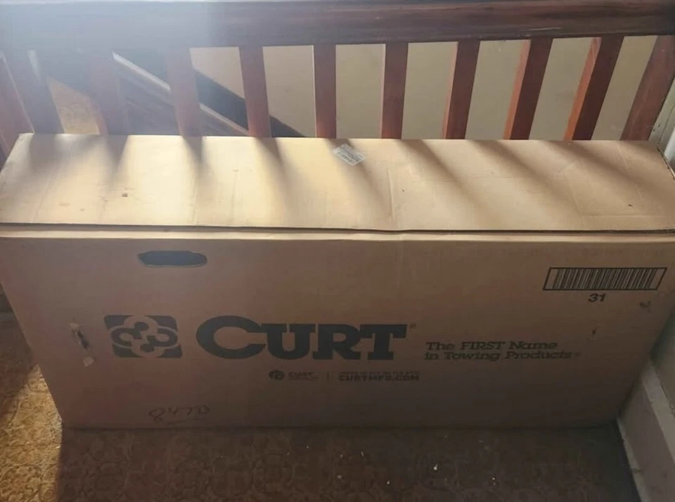 Engate de reboque novo na caixa Curt classe 3 com receptor de 2 polegadas para Jeep Patriot  - Imagem 2 de 4