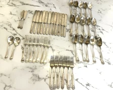 1847 Rogers Bros IS X8 Silverplate Flatware Hammered Gothic Arch 44 Pc Art Deco