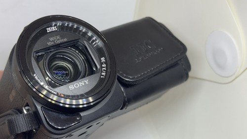 Sony FDR-AX33 4K Handycam + EXTRA - Picture 5 of 9