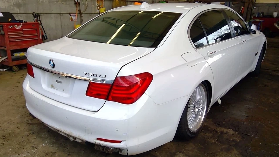 Booster de freio elétrico compatível com 10-17 BMW 535i GT 6542455 - Imagem 2 de 4