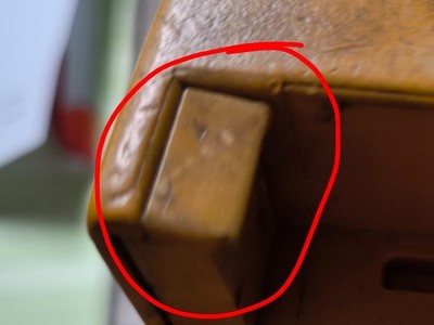 Hetronic Adapter für Batteriefach Sender