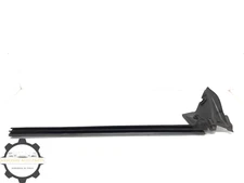 2013-2019 BMW F06 650i 640i GC RIGHT PASS FRONT DOOR WINDOW WEATHERSTRIP SEAL OE