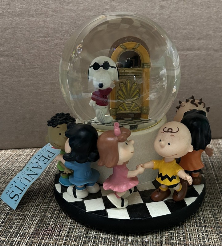 Westland Giftware-Peanuts Musical Snow Globe-Rockin' Joe Cool