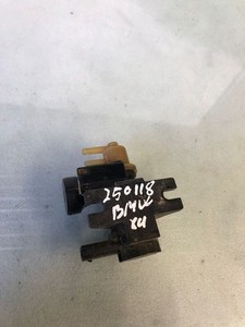 BMW X4 G02 2021 Diesel 140kW Turbolader Druckwandler Magnetventil 8589117