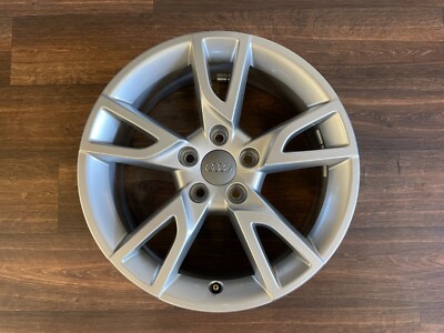 1x Audi Q3 8U 8U1 Alufelge 6,5J x 17 Zoll ET33 8U0071497 5x112 F3653