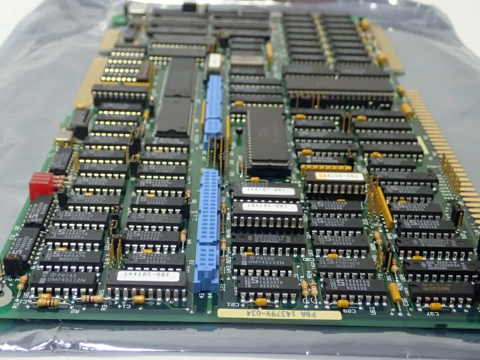 NOS! INTEL PSBC8630 CIRCUIT BOARD for 32-BIT EMBEDDED CONTROLLER 80960KB - Image 3 of 4