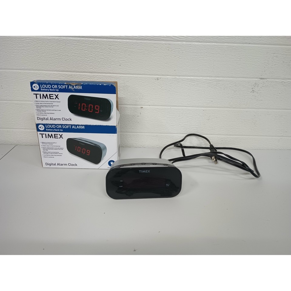 Silver Led Digital Clock Timex T121 Digital Alarm Clock Silver Black Red LED Display Battery ...