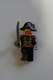 LEGO Pirates: Vintage Pirate Eldorado Fortress (6276) with Minifigures