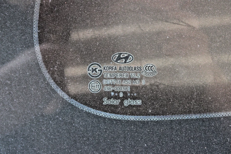 2010-2016 Hyundai Genesis Coupe LH Driver Left Quarter Glass OEM USED - Image 2 of 3