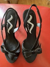 NINA SHOES GAREY BLACK LUSTER SATIN 7 1/2 MEDIUM
