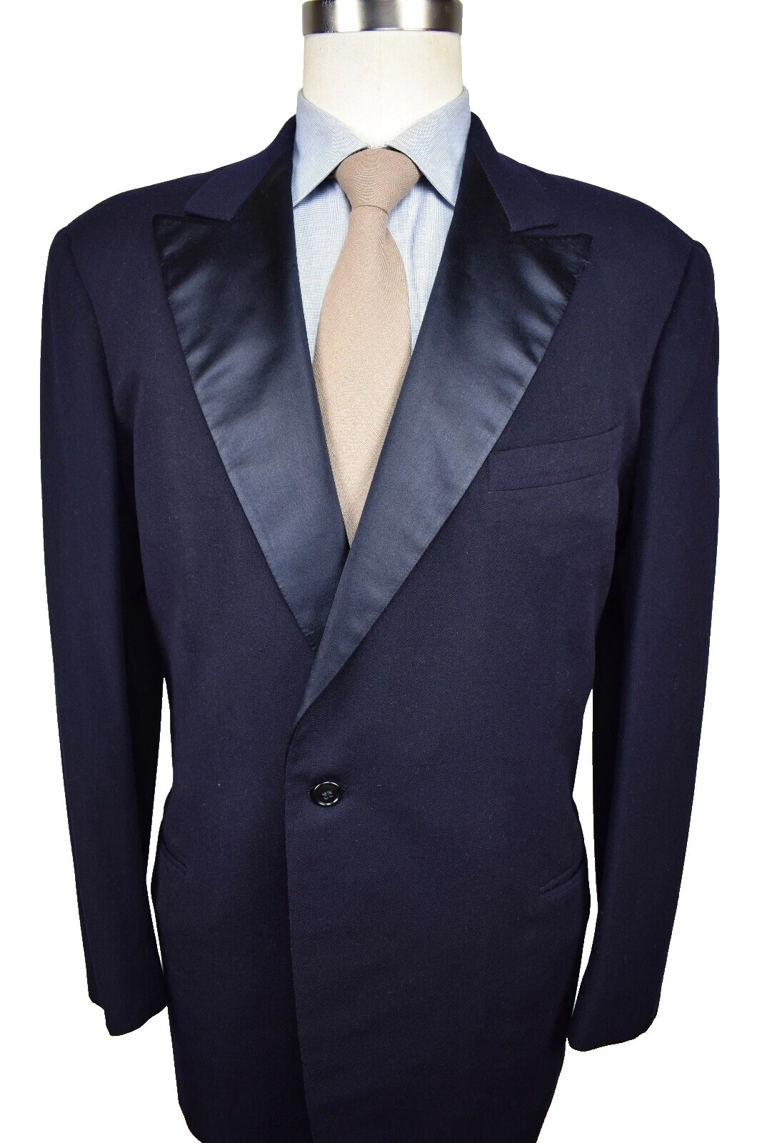 1940s Vintage Suits for Men