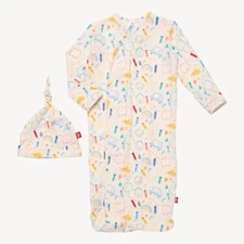 Magnetic Me Doodle Pop Modal Magnetic Gown + Hat Set, Brand New!