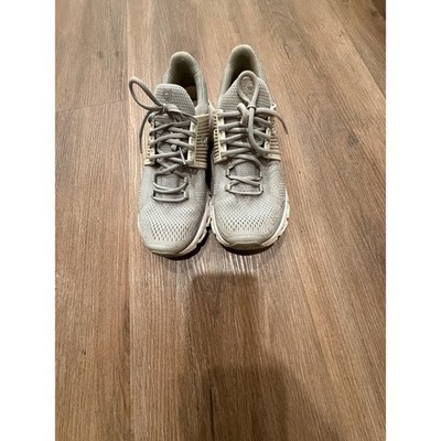 On Cloudswift Grey White Running Shoes Womens Size 8 Swiss Engineering Sneakers