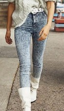 BNWT Free People We The Free Riley Seamed Acid Wash Jeans W/stretch Size 26 79