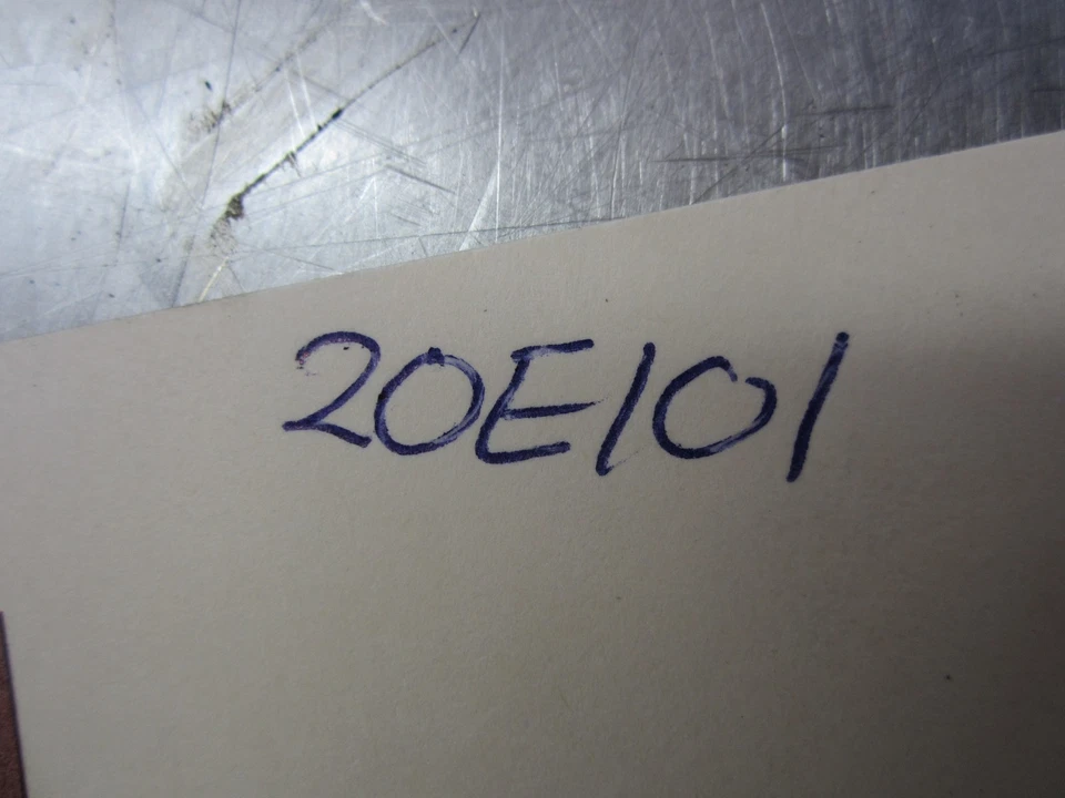 Cubierta válvula derecha para 08-09 Nissan Titan XE 5,6 L Foto 3 de 4