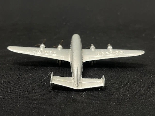 Vintage Tootsietoy - Super Mainliner Propeller Airplane, DC-4 United NC 20100 - Image 4 of 4