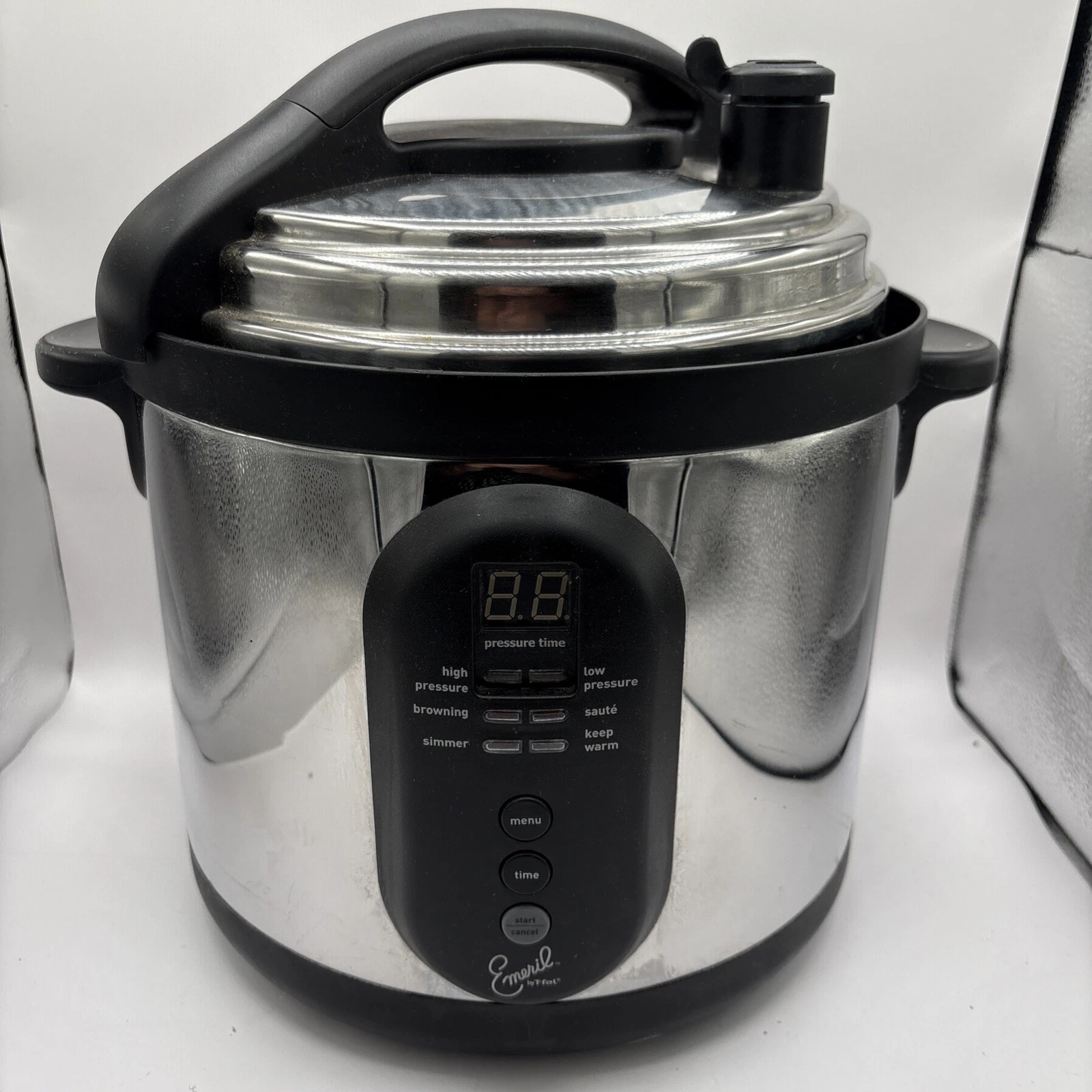 Emeril 6 QT Pressure Cooker By T-Fal Model Serie EPC 01
