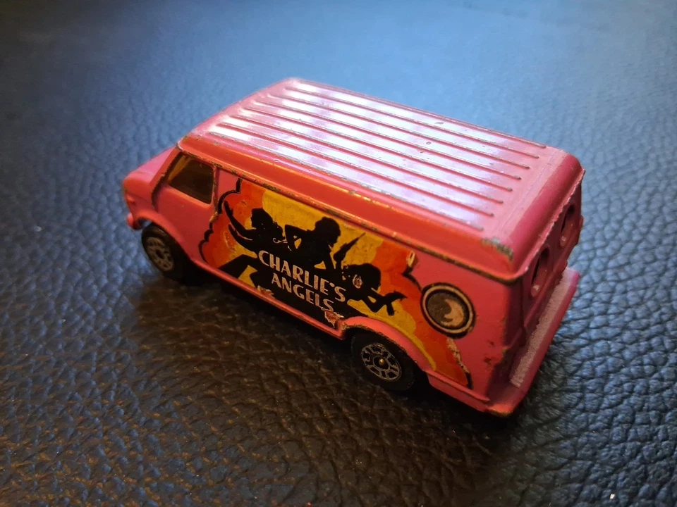 CORGI JUNIORS CHARLIES ANGELS U.S. VAN 1977 GREAT BRITAIN - Image 3 of 4