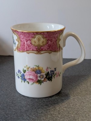Royal Albert : Lady Carlyle | Fine Bone China Selection | Made in England | Mint