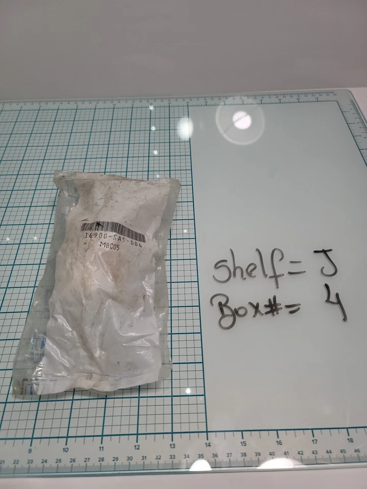 Filtro de combustible genuino Honda 16900-SA5-004 OEM Honda Civic/Accord/Prelude/Wagovan Foto 4 de 4