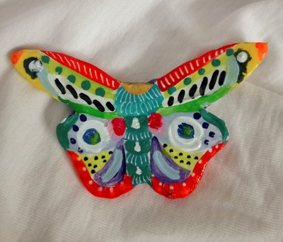 Große Schmetterling Brosche aus AIR Dry Clay und UV Resin Finish. 8cm lagura