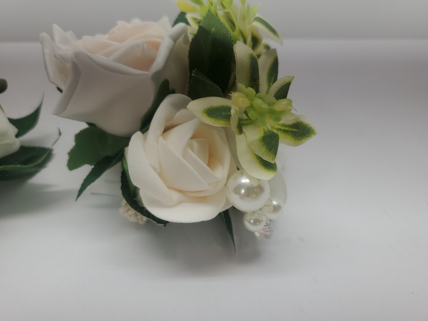 Ling's Moment 2pcs Homecoming Wrist Corsage Artificial Flowers, Girl/Mother C...