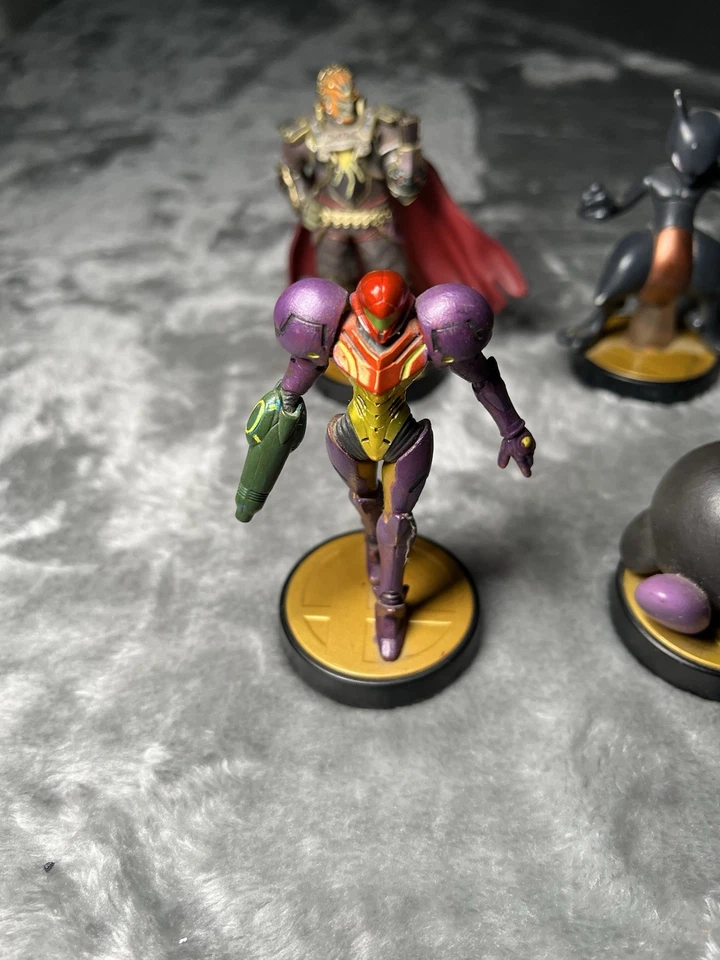 Lote de 6 bonecos Nintendo Amiibo Kirby Ganondorf Samus Captain Falcon Mewtwo DK - Imagem 2 de 4
