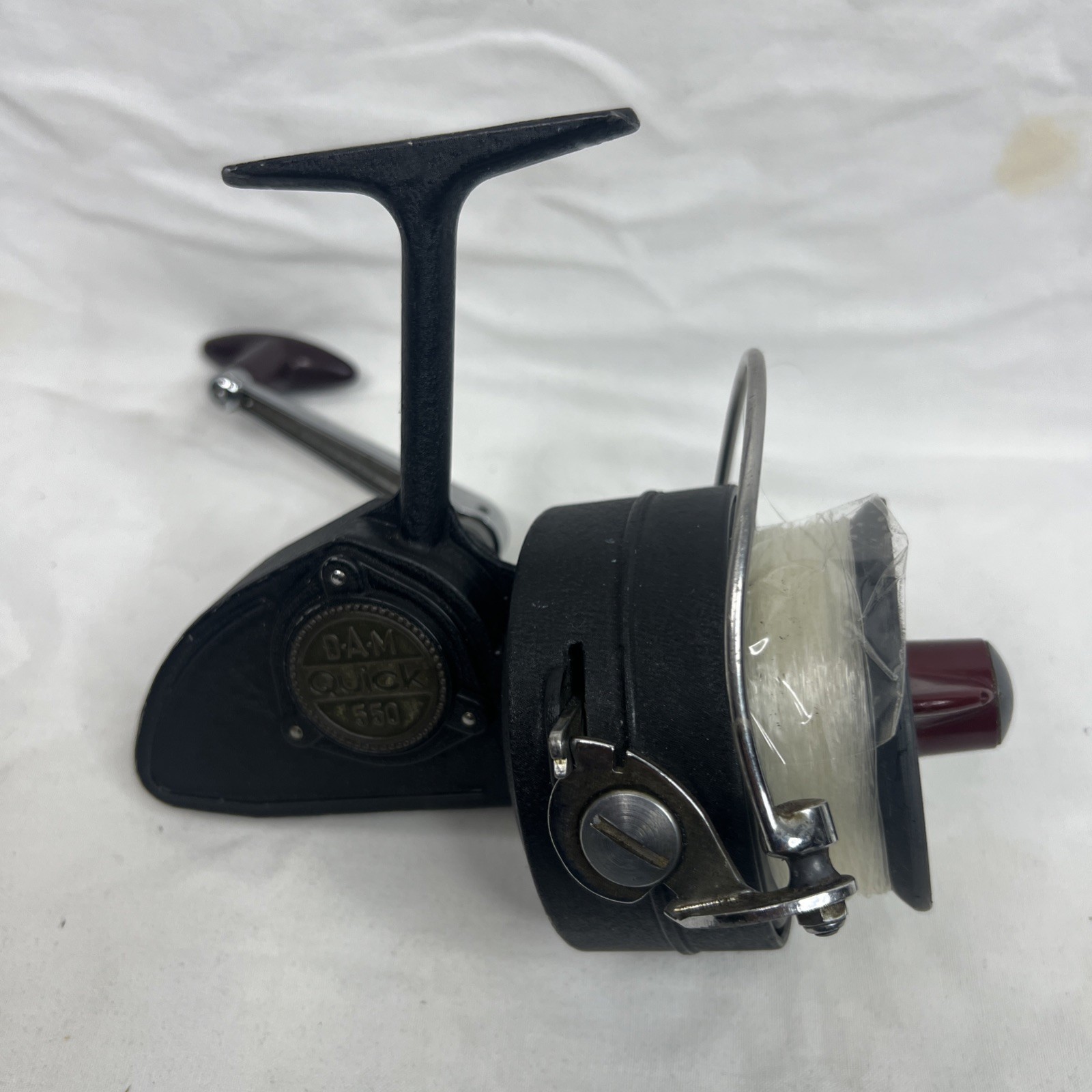 D.A.M. QUICK MODEL 550 SALTWATER SPINNING REEL/ MADE IN WEST