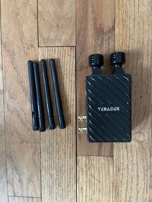 Teradek 10-2200 Bolt 4K LT 750 3G-SDI/HDMI Wireless Transmitter and Receiver Kit